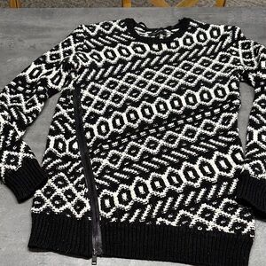 Ann Taylor Black and White Patterned Sweater